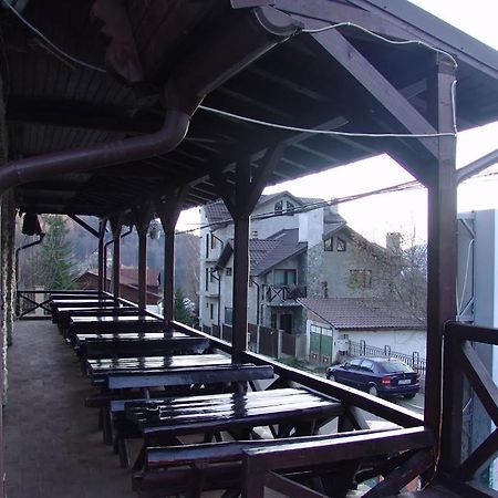 Hotel Magic Club Buşteni Exterior foto