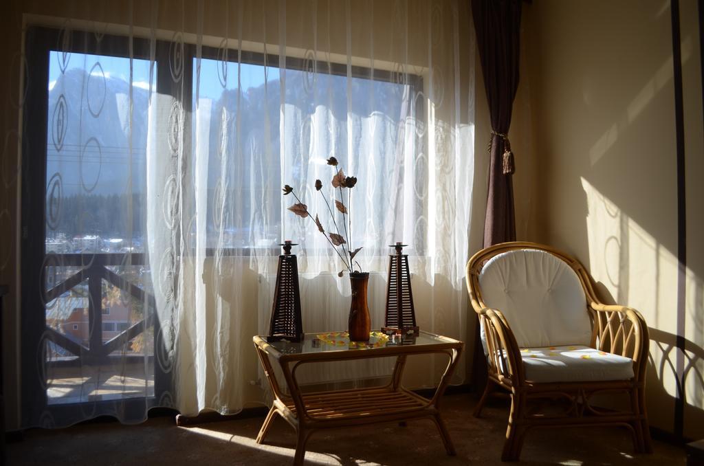 Hotel Magic Club Buşteni Habitación foto